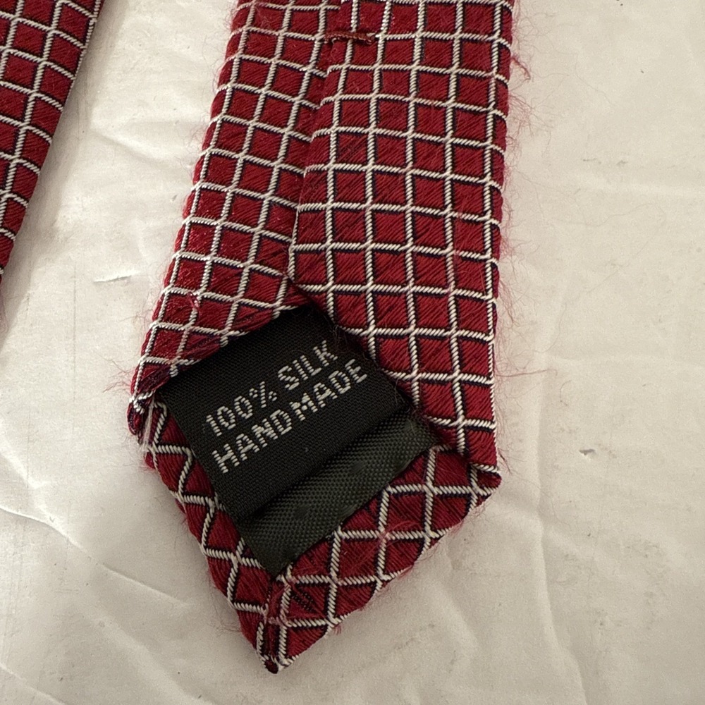 Red Tie With‎ White Check 100% Silk-Geometric Pattern-Handmade-Weatherproof - Picture 3 of 9